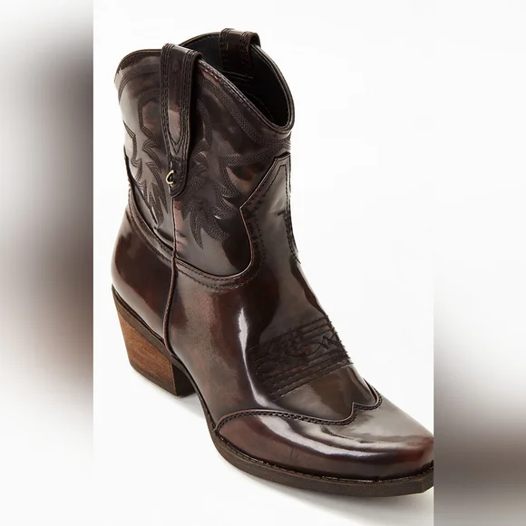 Sam Edelman Cowboy Boot - Picture 3 of 3